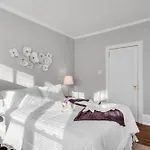 Upenndrexel Lovely 2Br Apt