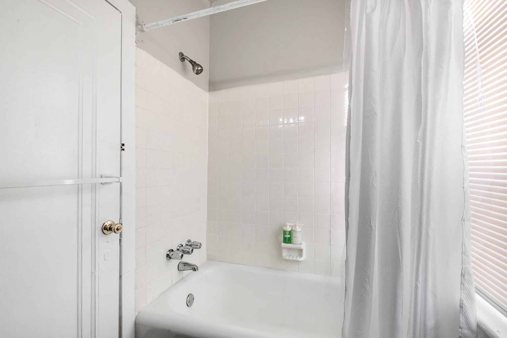 Upenndrexel Lovely 2br Philadelphia