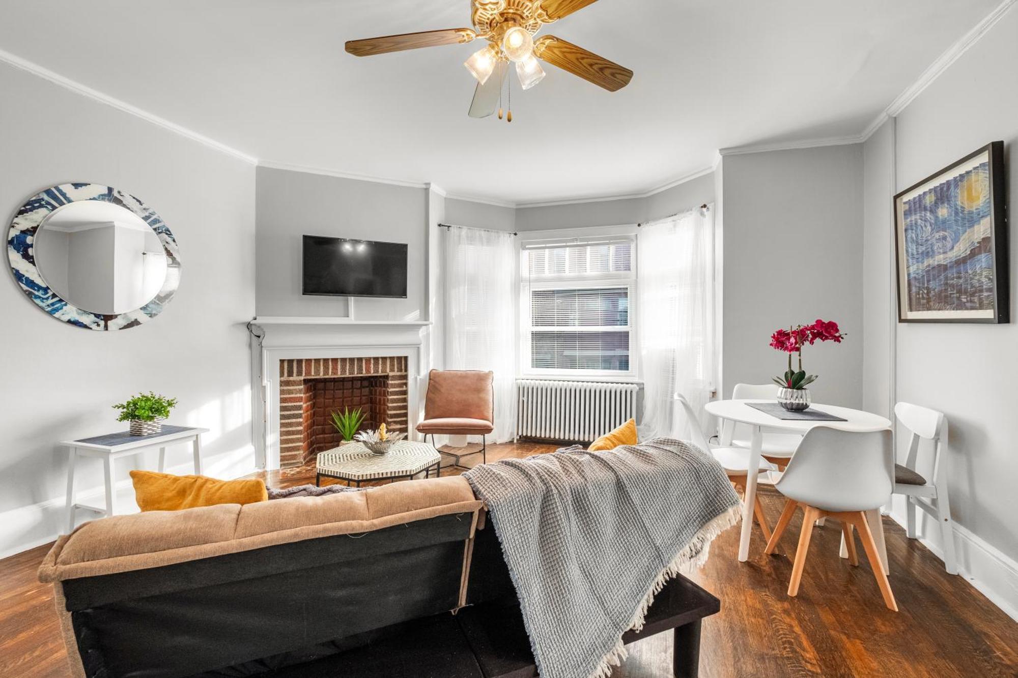 Upenndrexel Lovely 2br