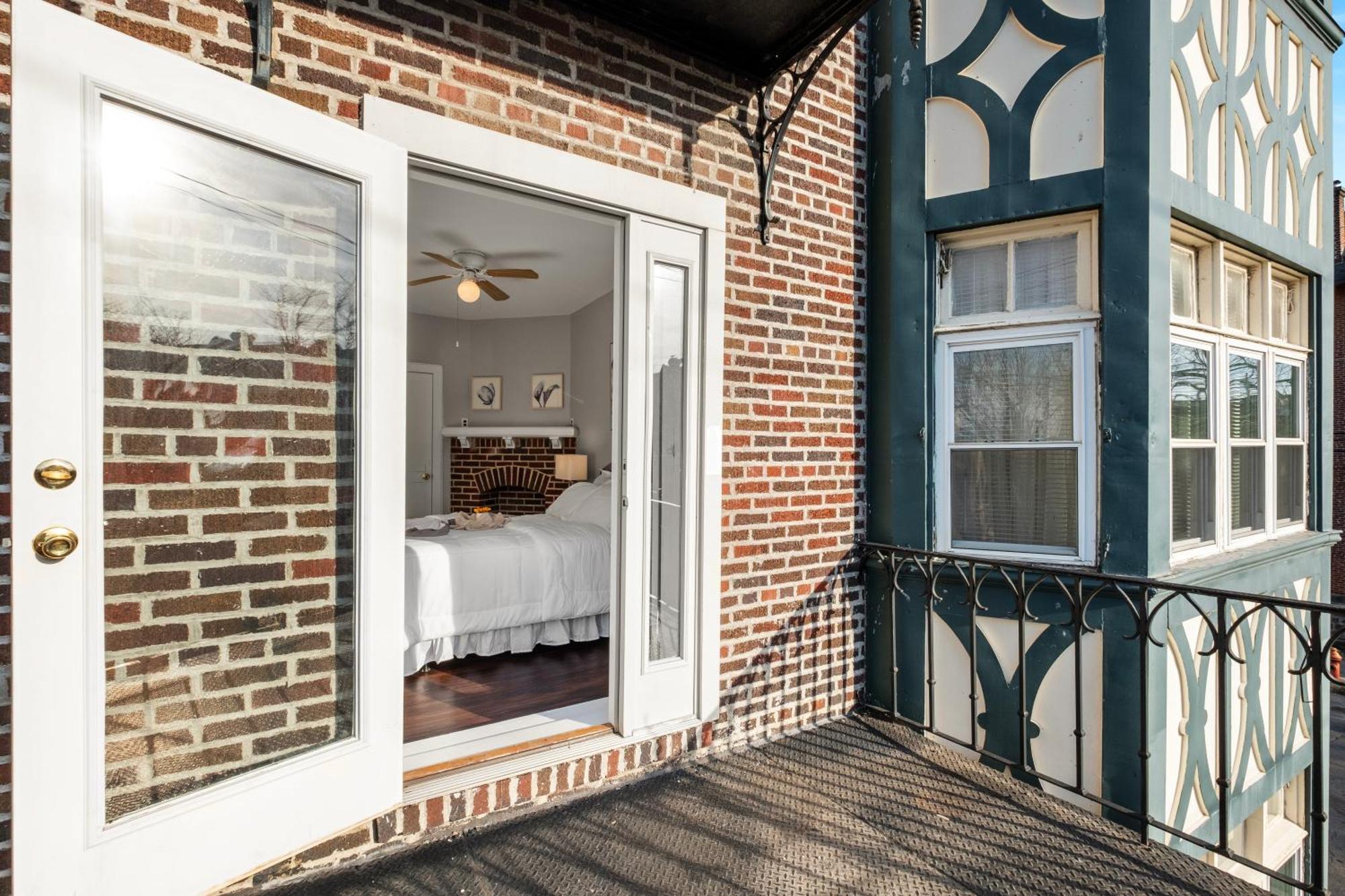 Upenndrexel Lovely 2br